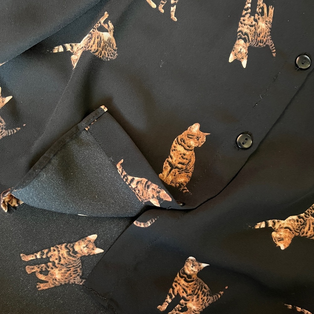 Suzy Shier Black Cat Print Women’s Shirt - Picture 4 of 6